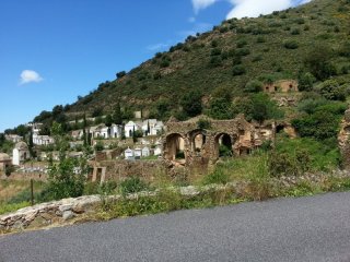 Korsische Friedhöfe mit Meerblick und bester Lage